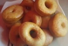 Easy Homemade delicious doughnuts.